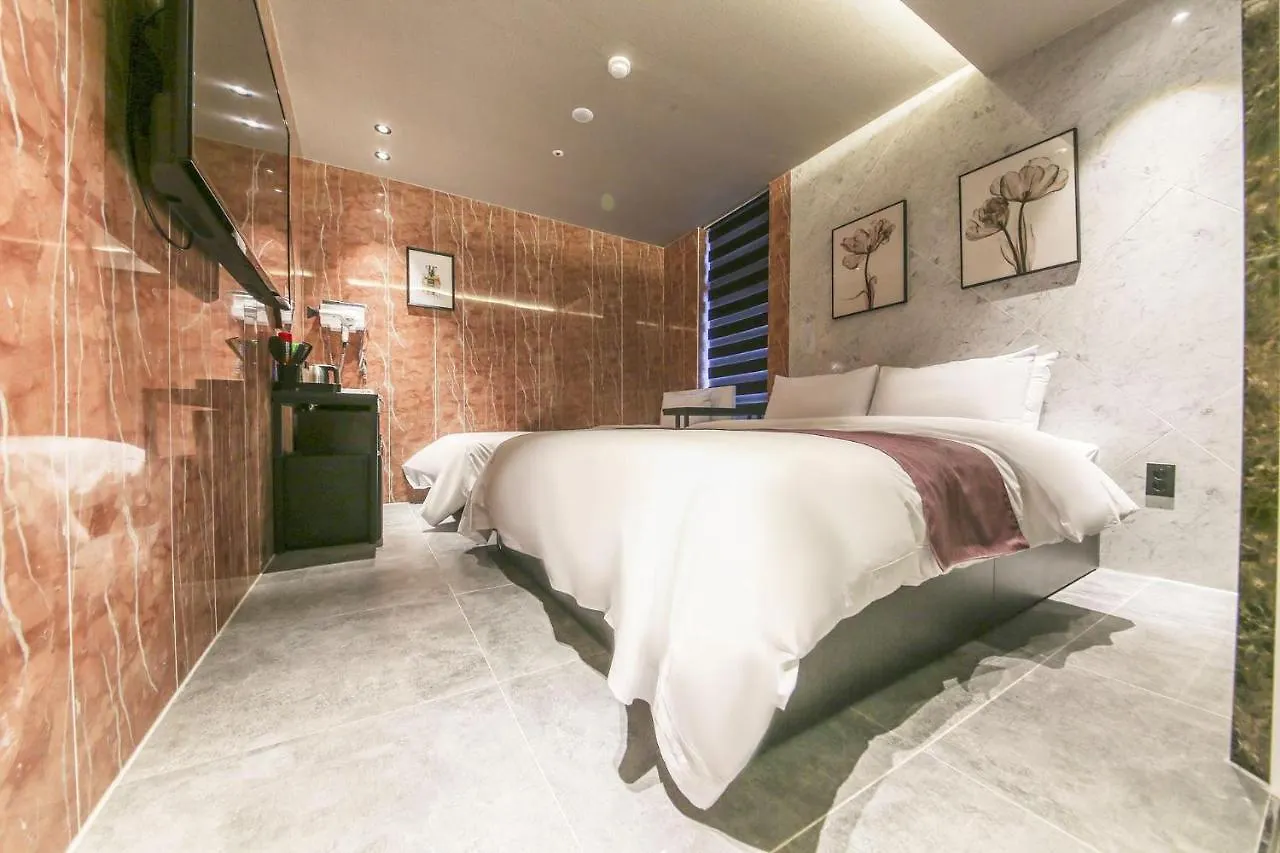 Mg Hotel Seoul 2*,